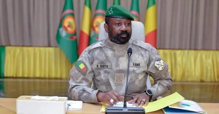 Bamako : un mandat de cinq ans pour Assimi Goïta et la dissolution des partis politiques recommandés