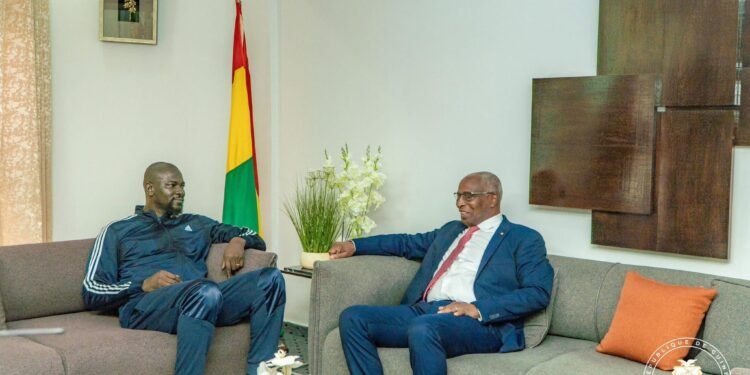 Primature : Le président Général Mamadi Doumbouya rend visite au PM Bah Oury