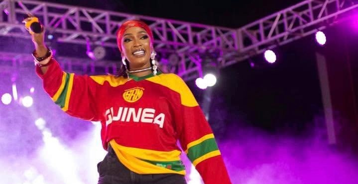 Vidéo indécente : Djelikaba Bintou Kouyaté crie à la manipulation et promet une riposte ferme