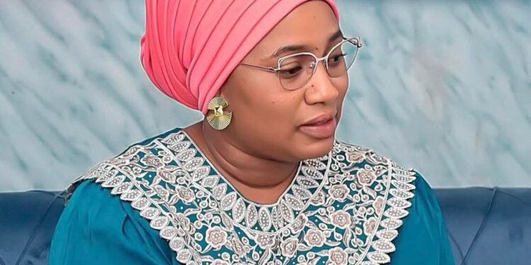 Mariage d&rsquo;une mineure avec un déséquilibré : Un an de prison requis contre l&rsquo;humanitaire Mariama Touré