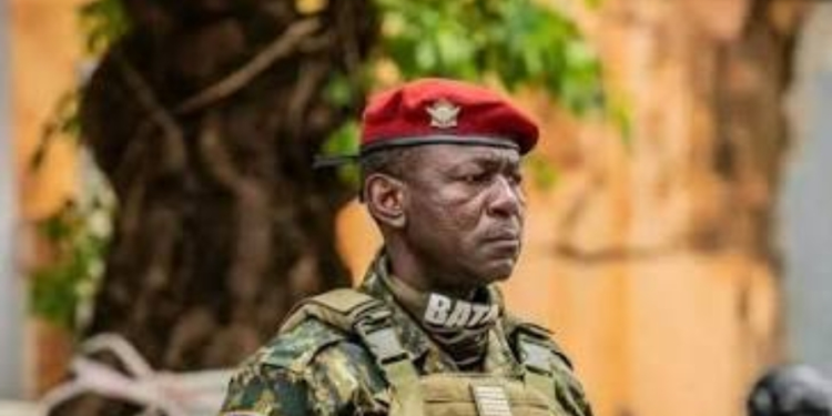Guinée : Général Saa Alphonse Touré et plusieurs officiers honorés par Mamadi Doumbouya
