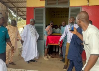 Obsèques de Toumba Diakité : inhumation finalement à Mandiana, une décision de dernière minute qui divise la famille