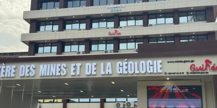 Falcon Energy réclame 100 millions de dollars à la Guinée pour “expropriation illégale”