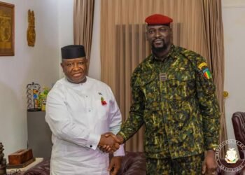 Conflits frontaliers : Mamadi Doumbouya convoque un sommet de la Mano River Union à Conakry