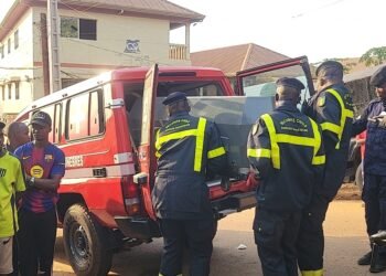 Drame familial à Ratoma : une sexagénaire perd la vie, quatre proches dans un état critique