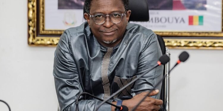 Alpha Bacar Barry dénonce la fraude au bac : « Des parents m’appellent pour aider leurs enfants »