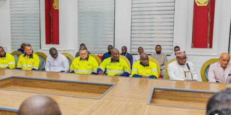 Guinée : Mamadi Doumbouya annonce la fin de l’exportation de l’or brut