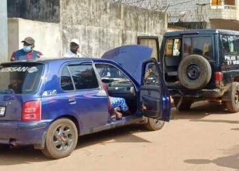 Petit Simbaya : les corps d’un homme et d’une femme, tous deux mariés, retrouvés dans une voiture