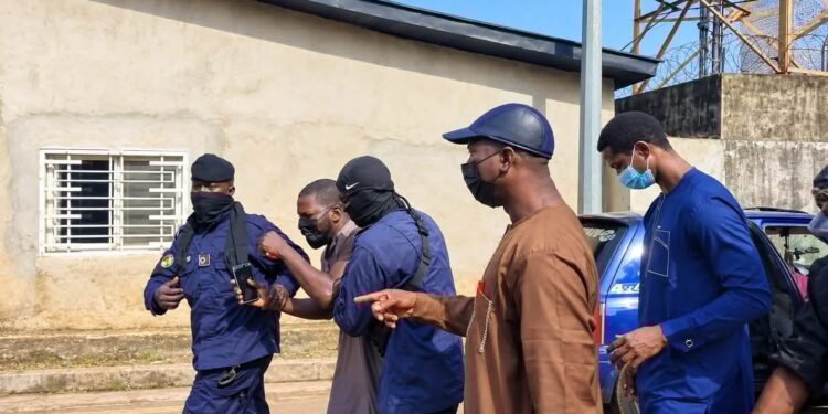 Petit Simbaya : l’époux de Kadiatou Keïta, retrouvée morte dans une voiture, réclame la vérité